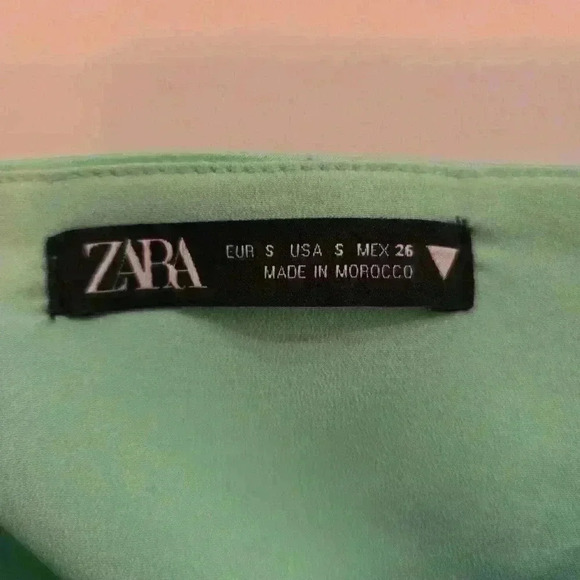 Zara Satin Corset Style Spagetti Straps Crop Top Green Womens Size Small - Picture 4 of 7